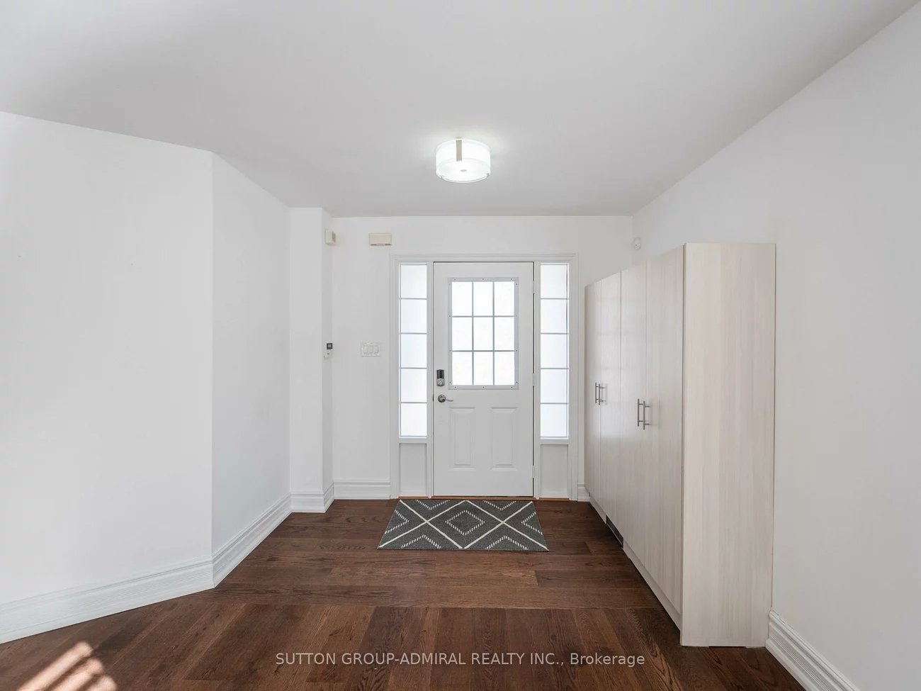 172, Kingsview, Vellore Village, Vaughan