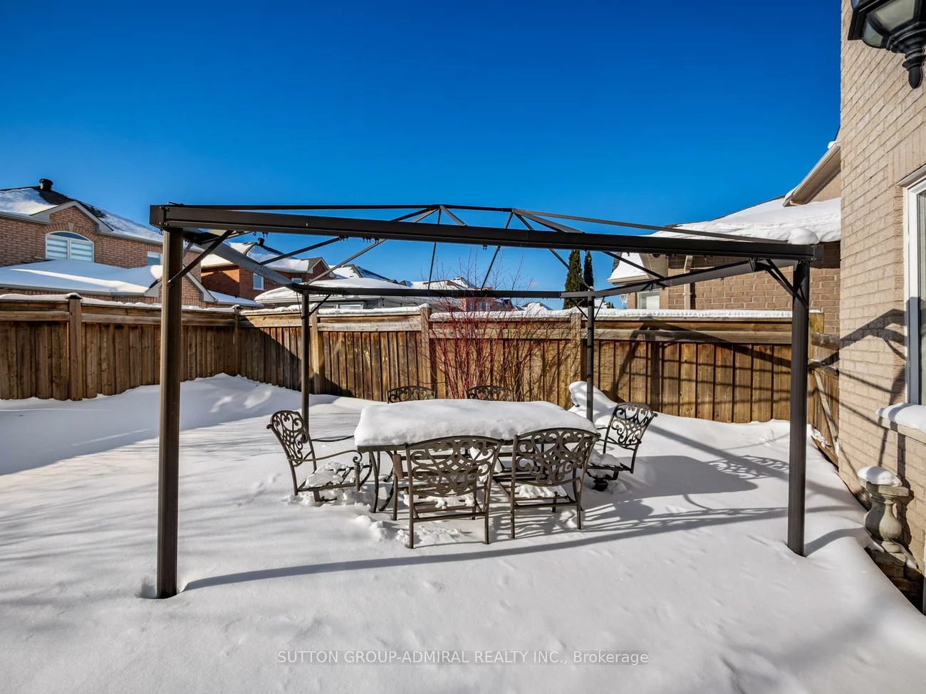 172, Kingsview, Vellore Village, Vaughan