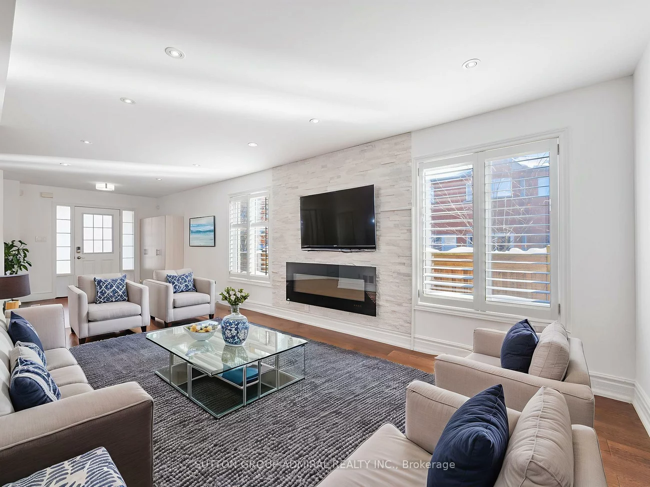 172, Kingsview, Vellore Village, Vaughan