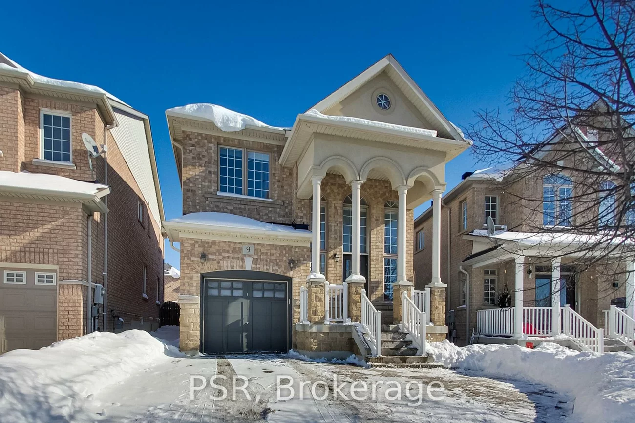 9, White Beach, Patterson, Vaughan