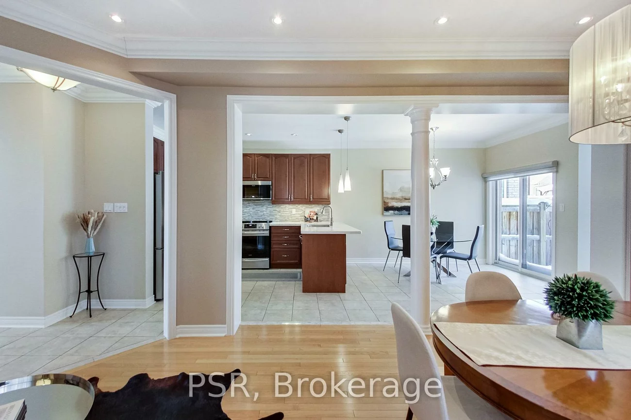 9, White Beach, Patterson, Vaughan