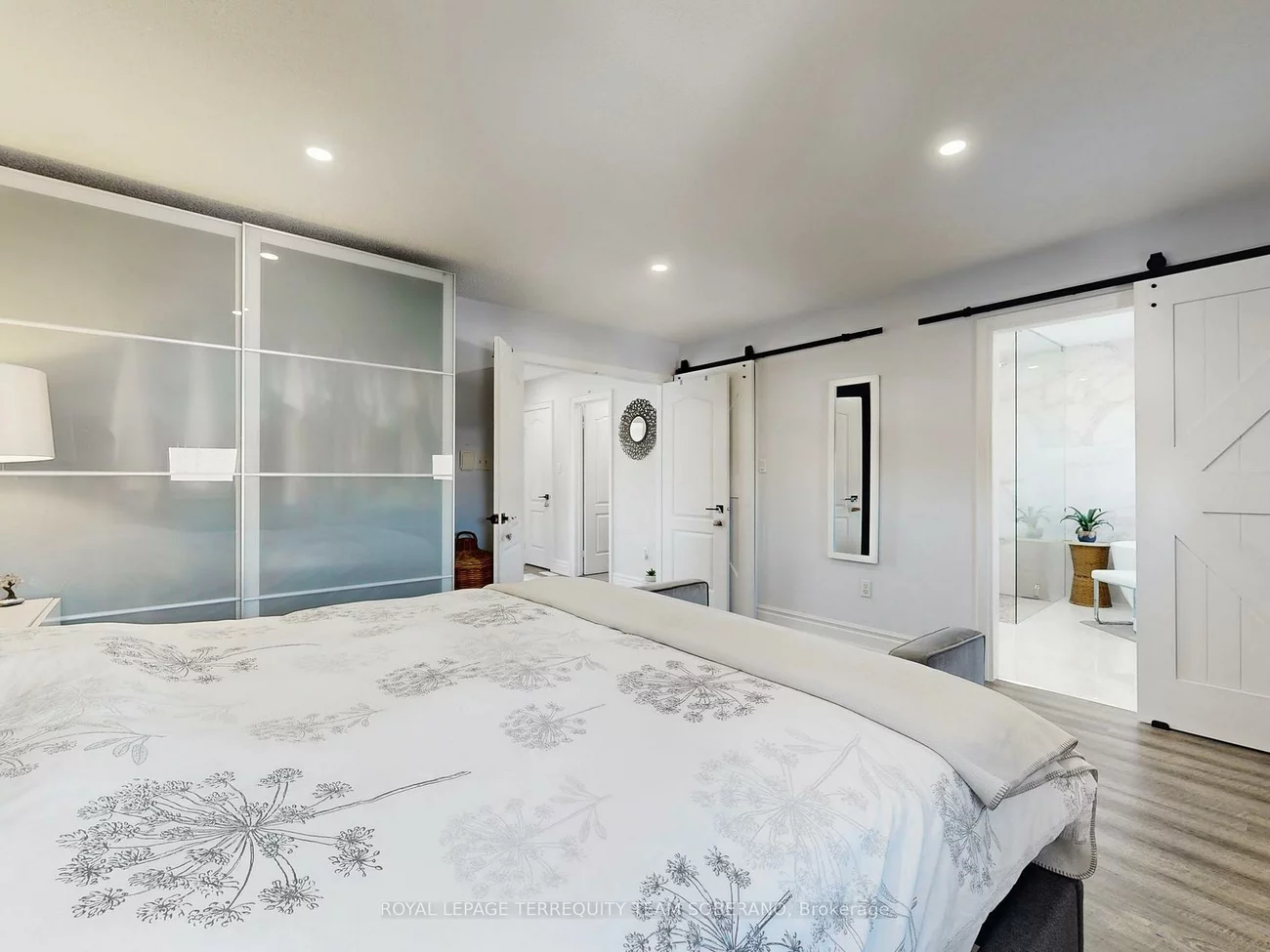 121, Adventure, Vellore Village, Vaughan