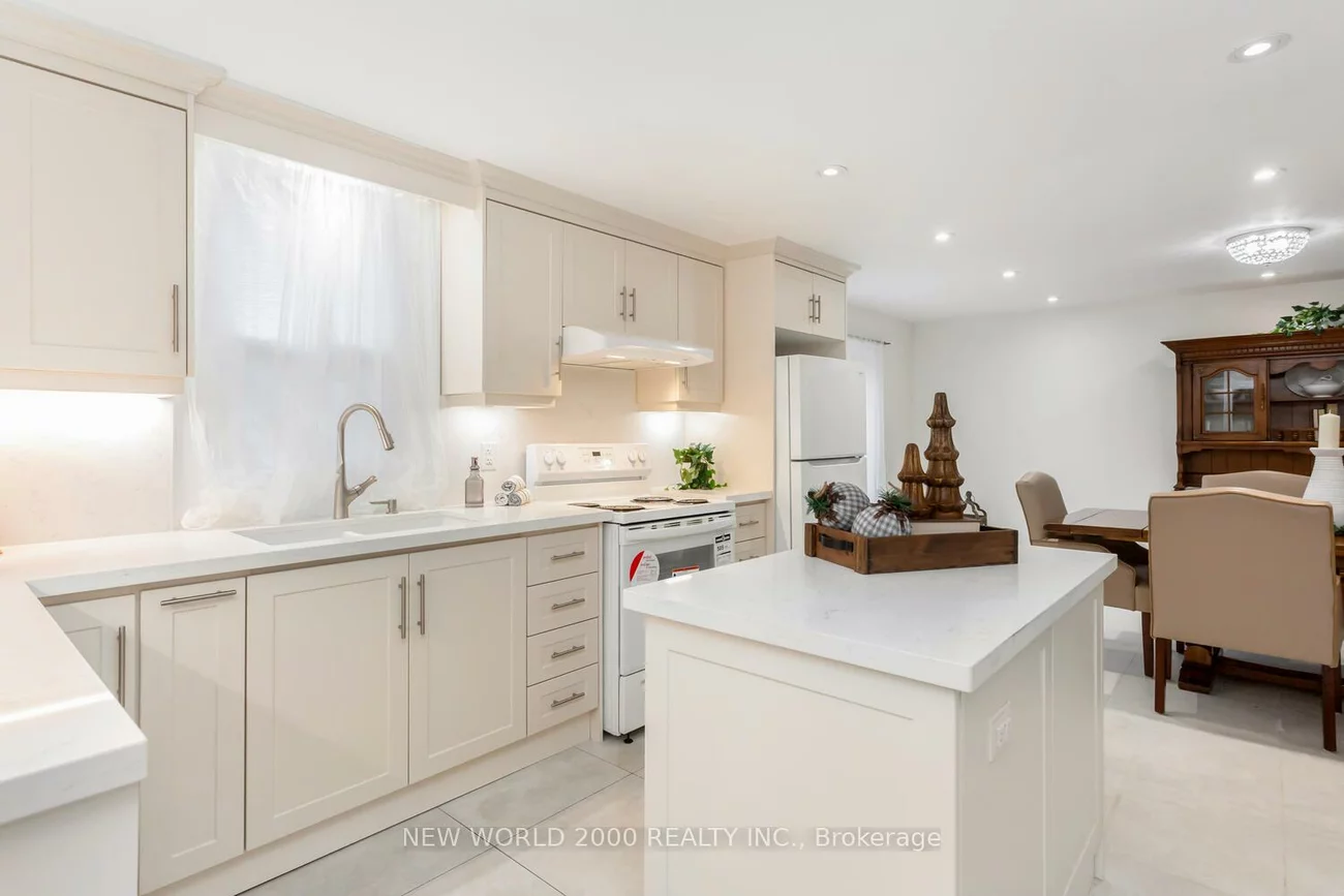 8071, Kipling, West Woodbridge, Vaughan