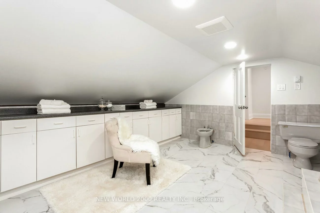 8071, Kipling, West Woodbridge, Vaughan