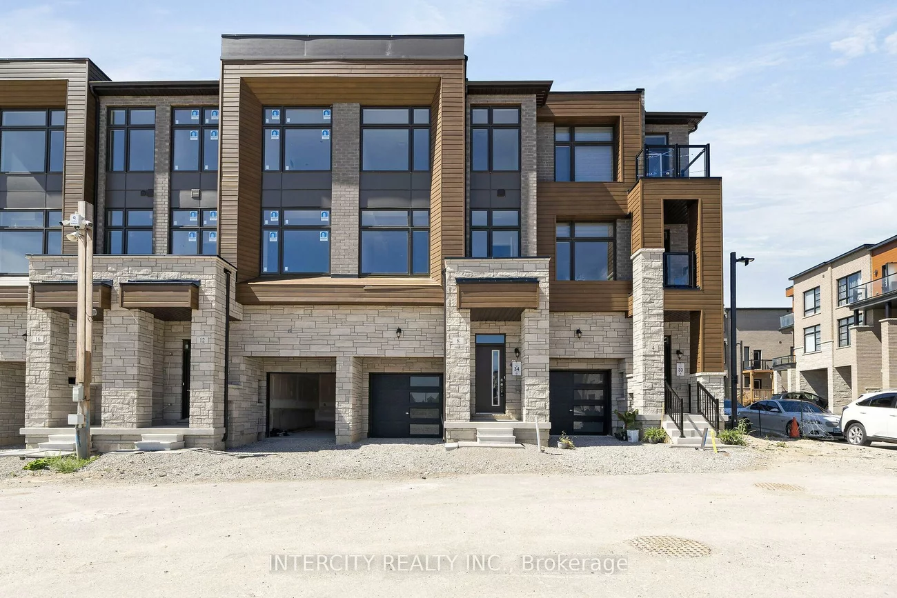 8, Radisson, Elder Mills, Vaughan