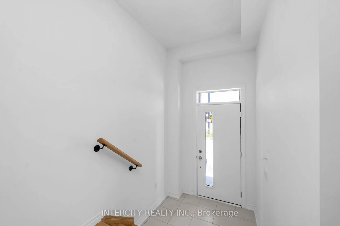 8, Radisson, Elder Mills, Vaughan