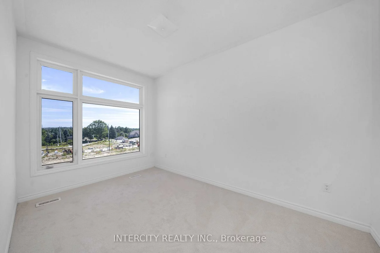 8, Radisson, Elder Mills, Vaughan