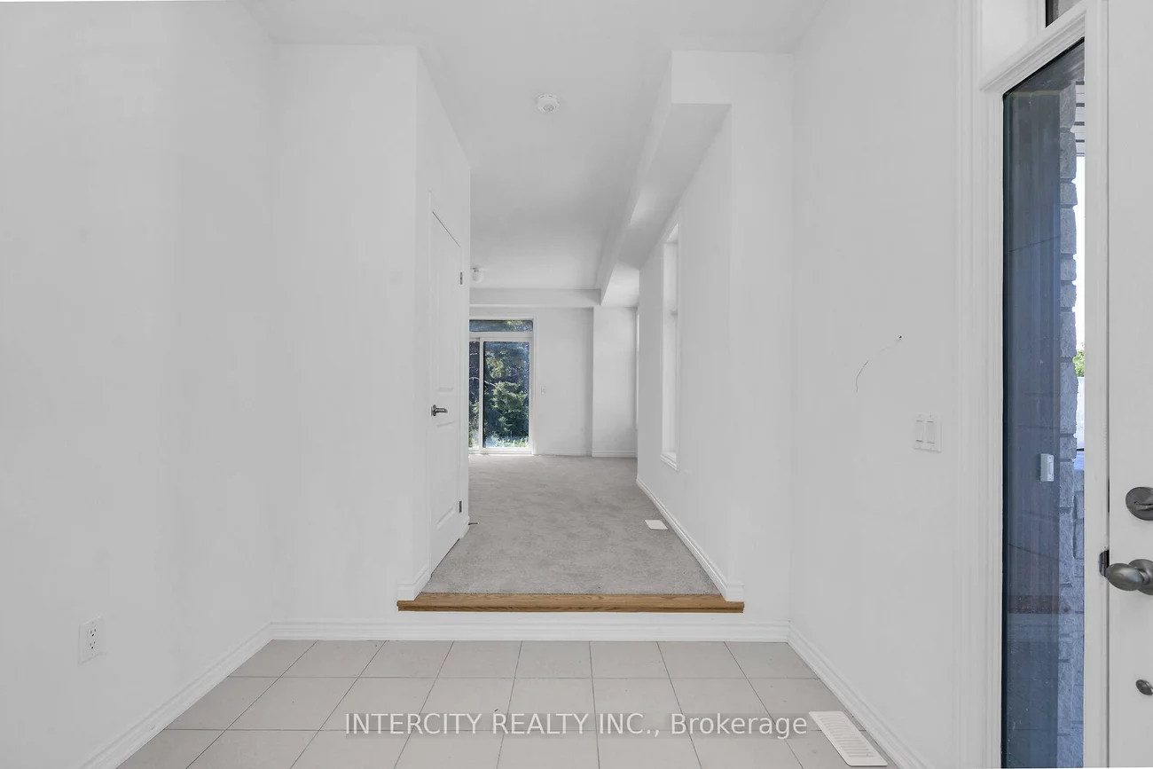 99, Divadale, Elder Mills, Vaughan