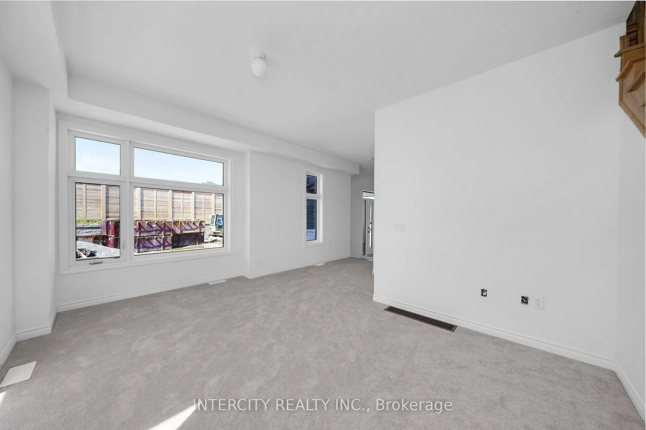 99, Divadale, Elder Mills, Vaughan