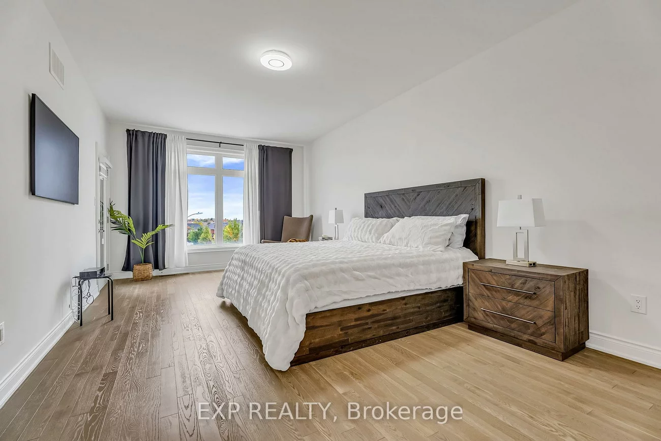 9548, Weston, Vellore Village, Vaughan