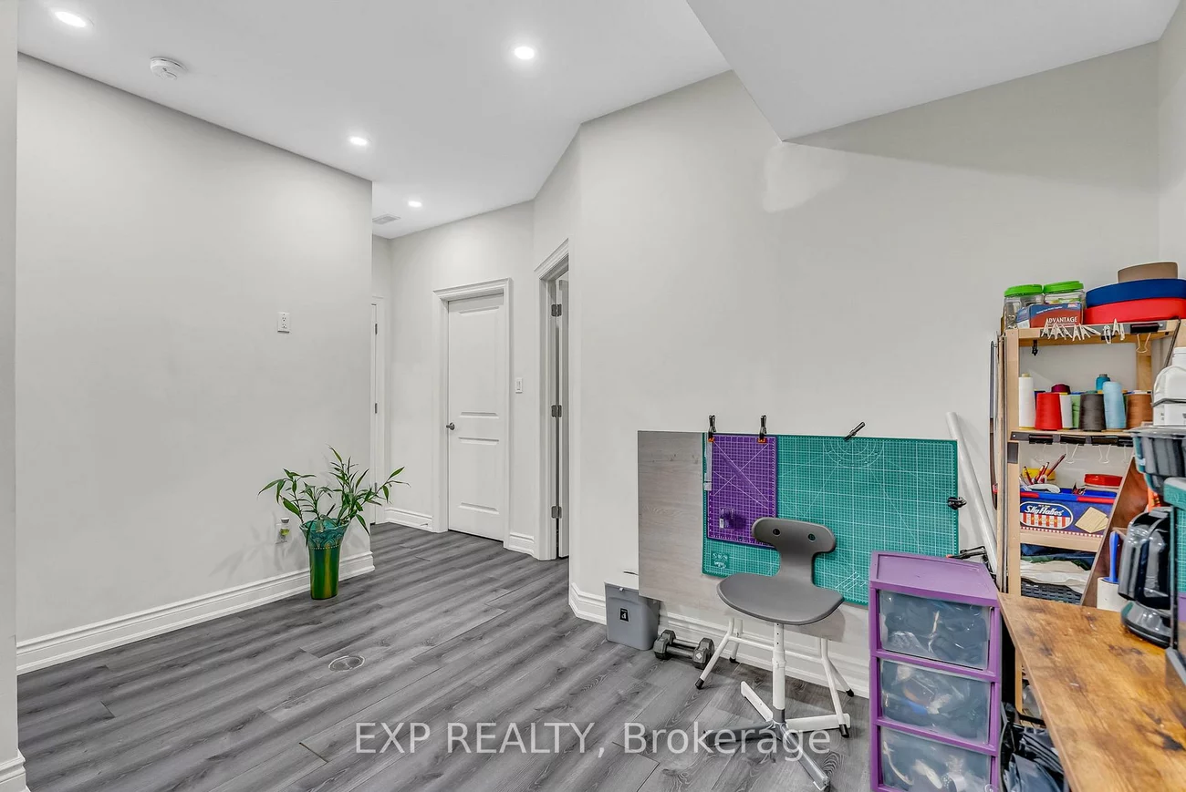 9548, Weston, Vellore Village, Vaughan