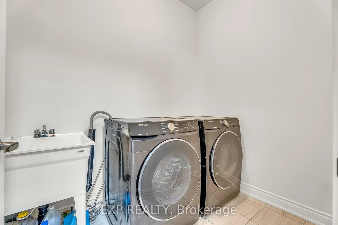 9548, Weston, Vellore Village, Vaughan