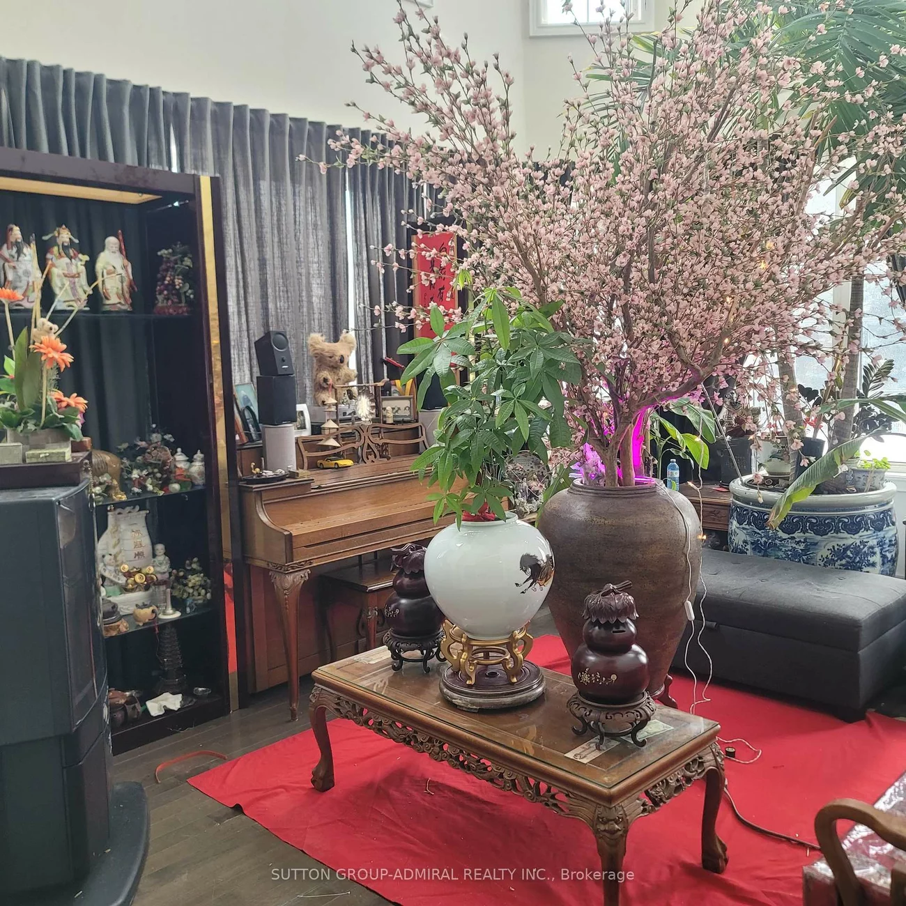 78, Pieta, Vellore Village, Vaughan