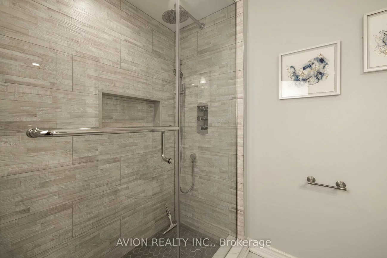 15, Tacc, Vellore Village, Vaughan