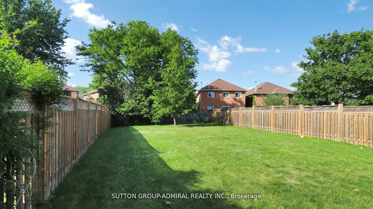 186, Westhampton, Brownridge, Vaughan