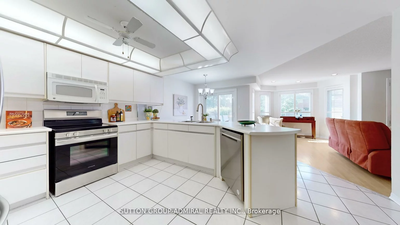 186, Westhampton, Brownridge, Vaughan