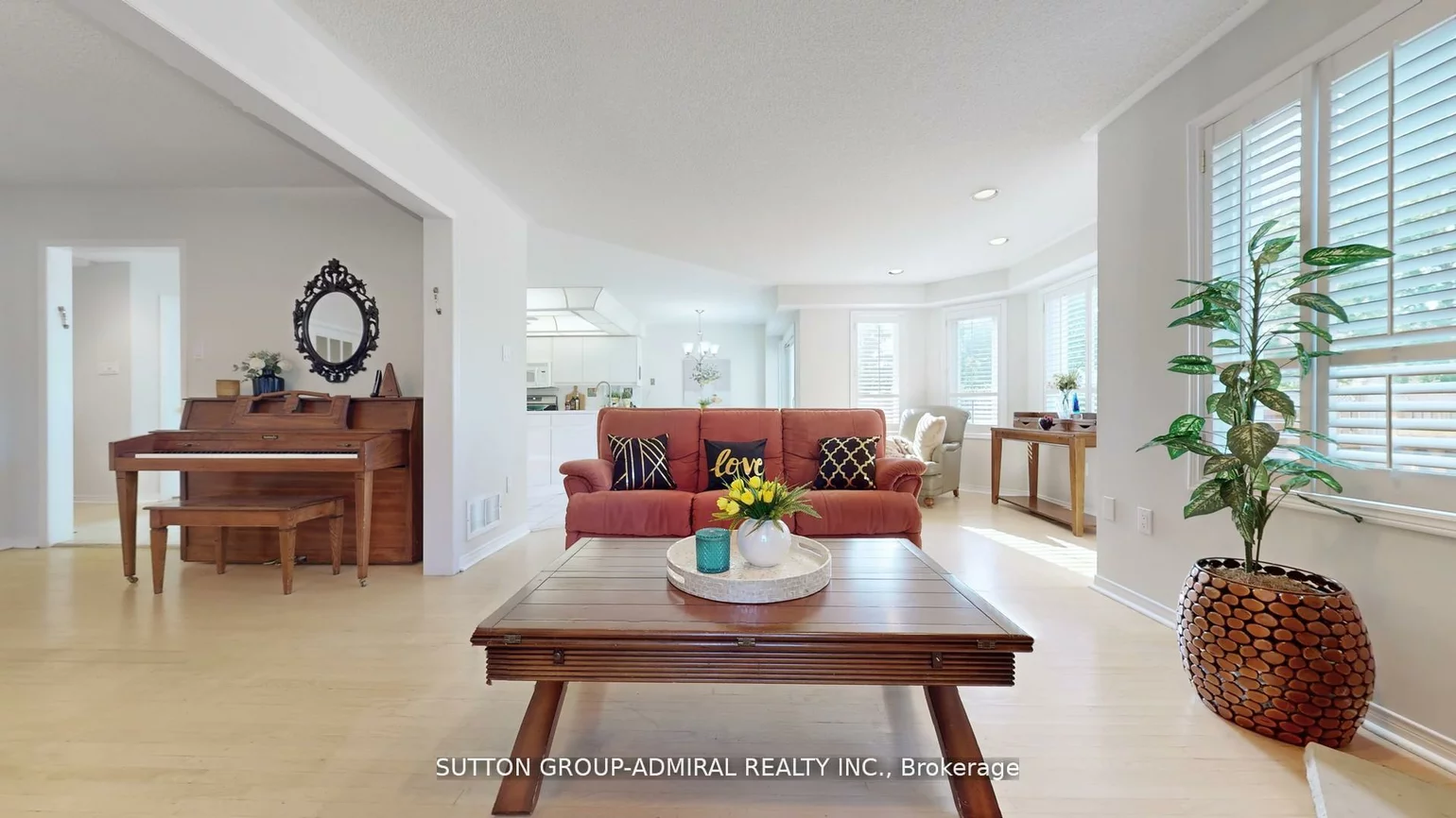 186, Westhampton, Brownridge, Vaughan