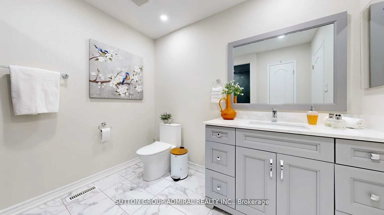 186, Westhampton, Brownridge, Vaughan