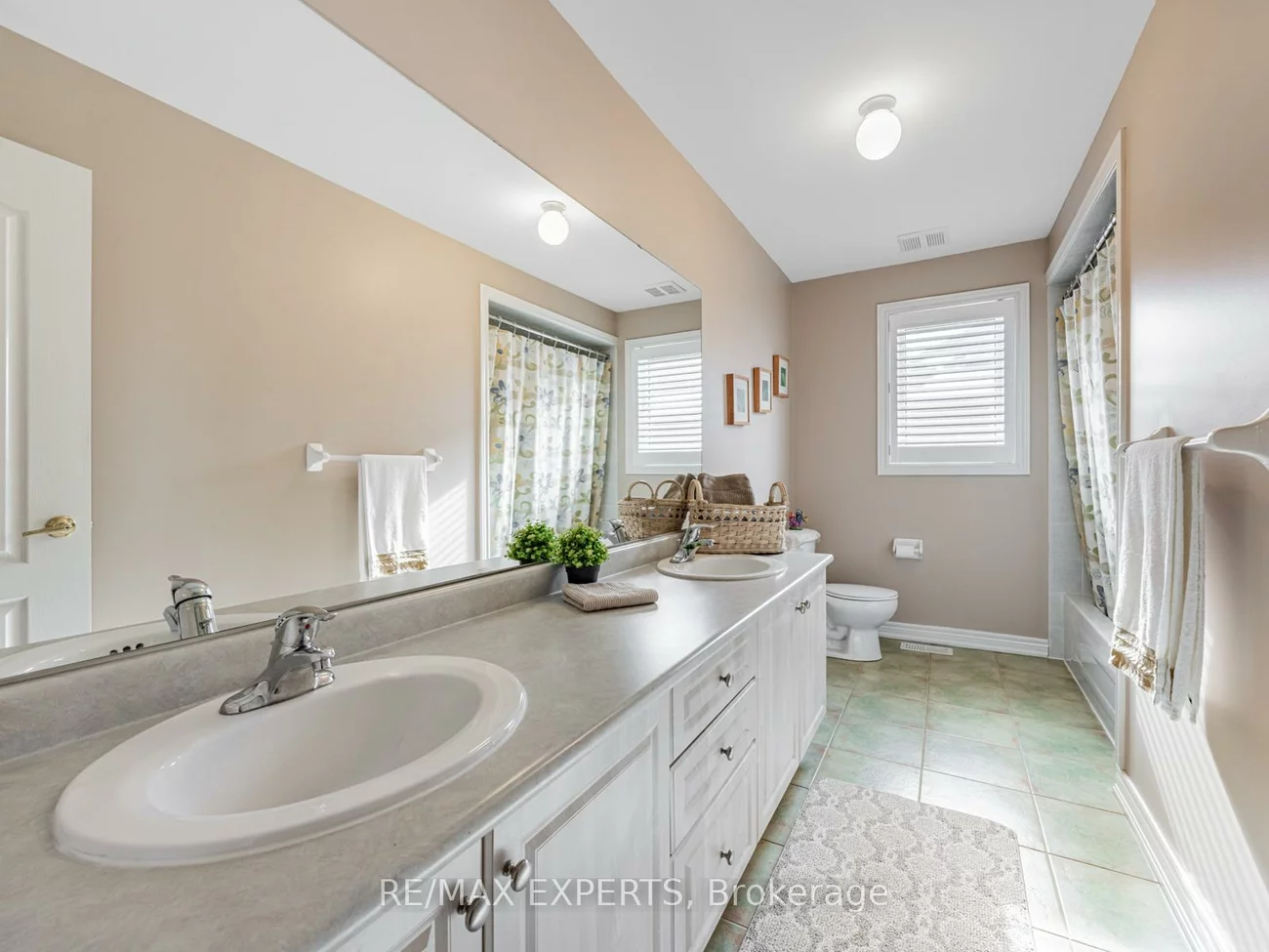 97, Diploma, Sonoma Heights, Vaughan