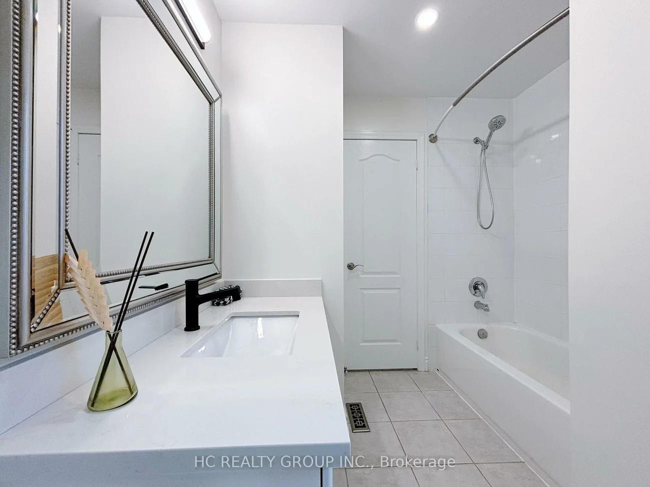 43, Sedgeway, Vellore Village, Vaughan