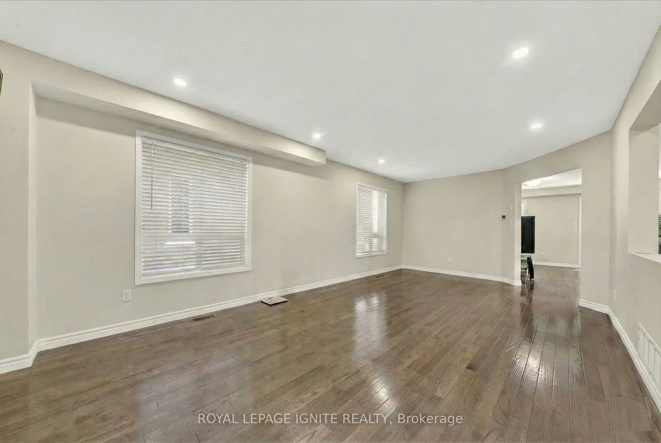 215, Drummond, Maple, Vaughan