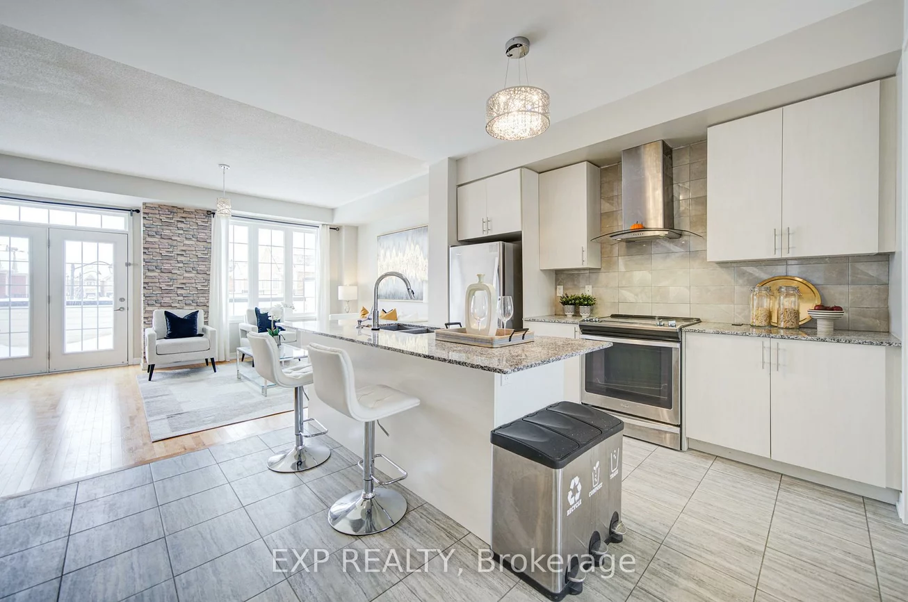 10616, Bathurst, Patterson, Vaughan