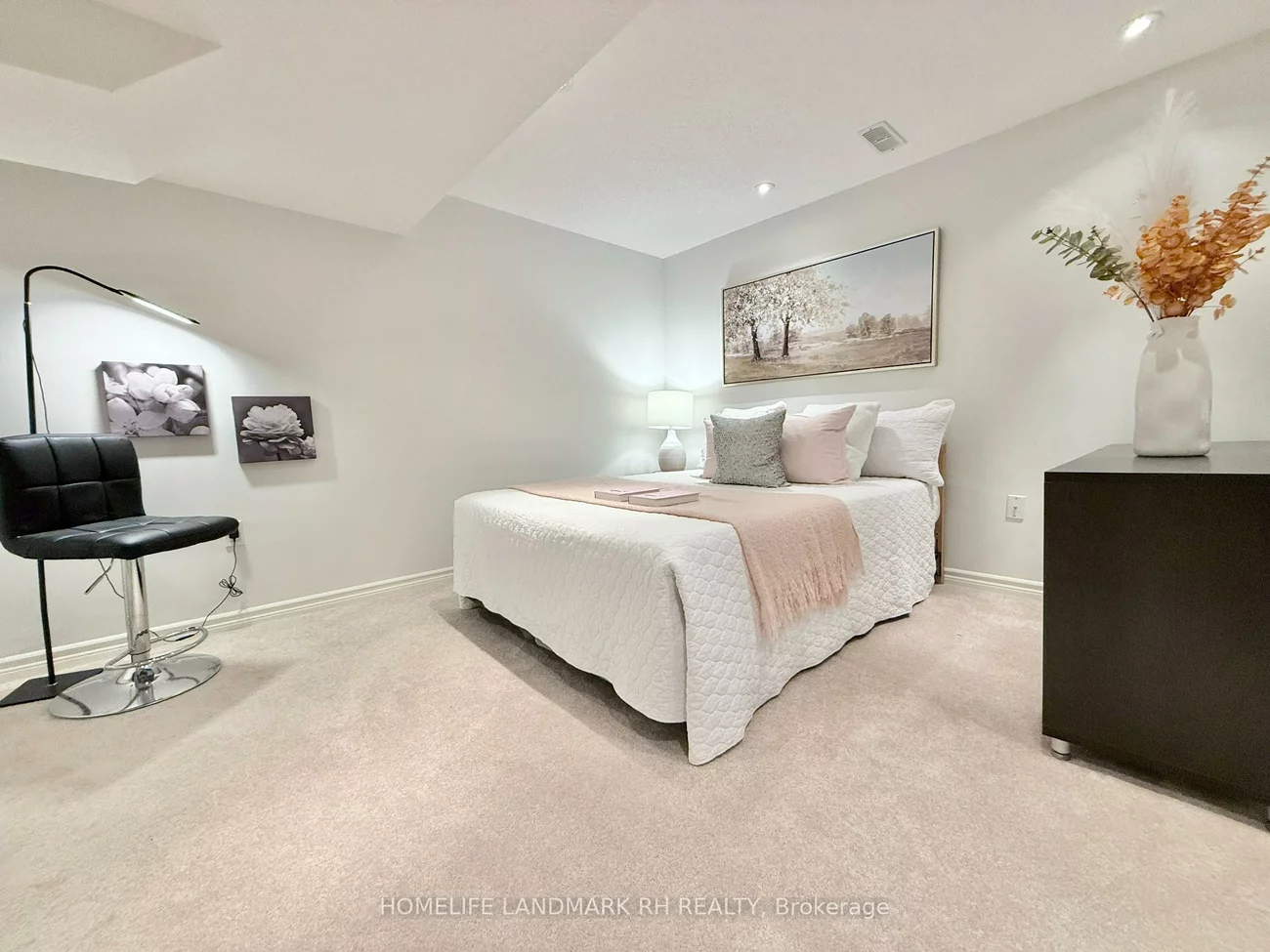 26, Jacobi, Patterson, Vaughan