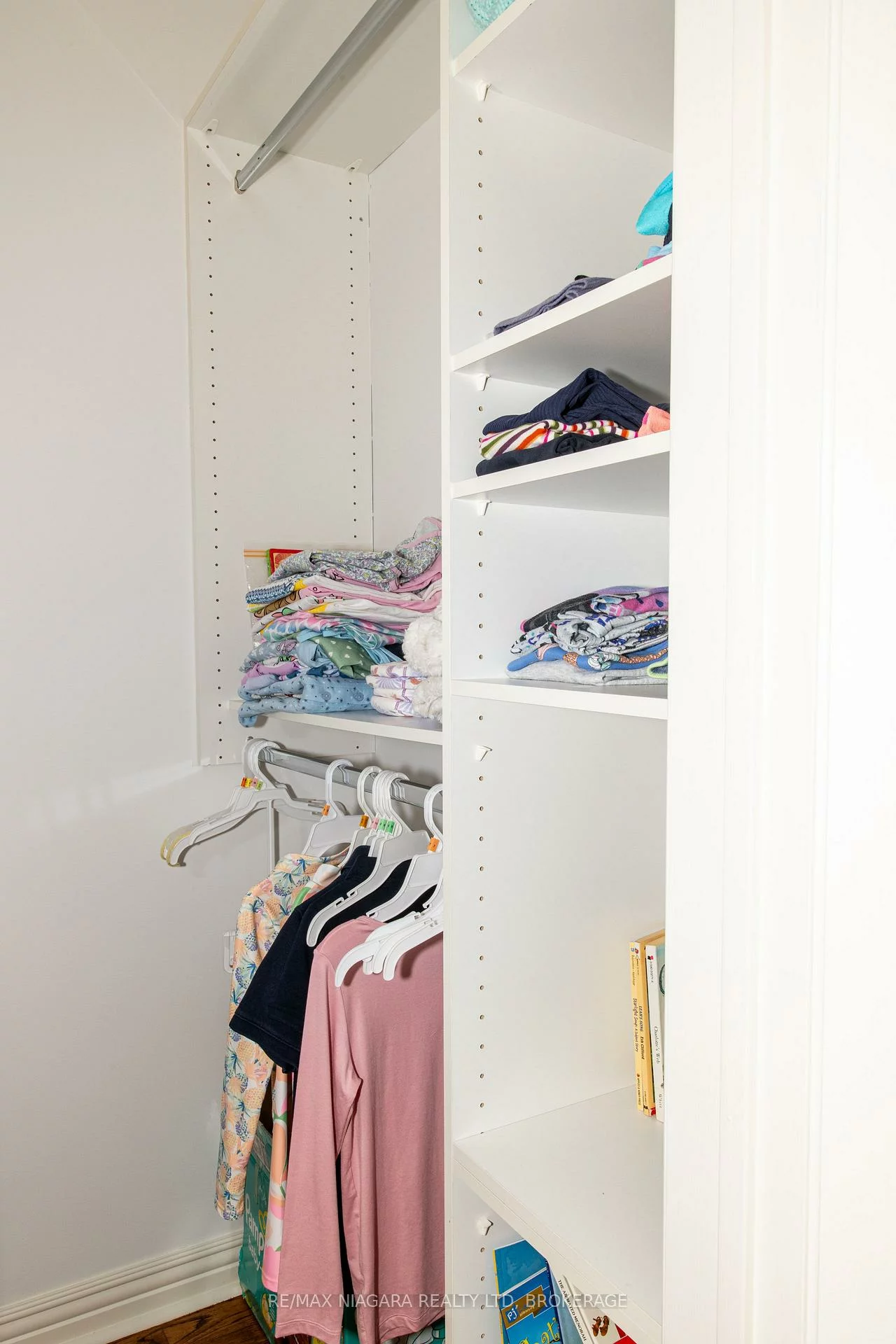 120, Janesville, Uplands, Vaughan