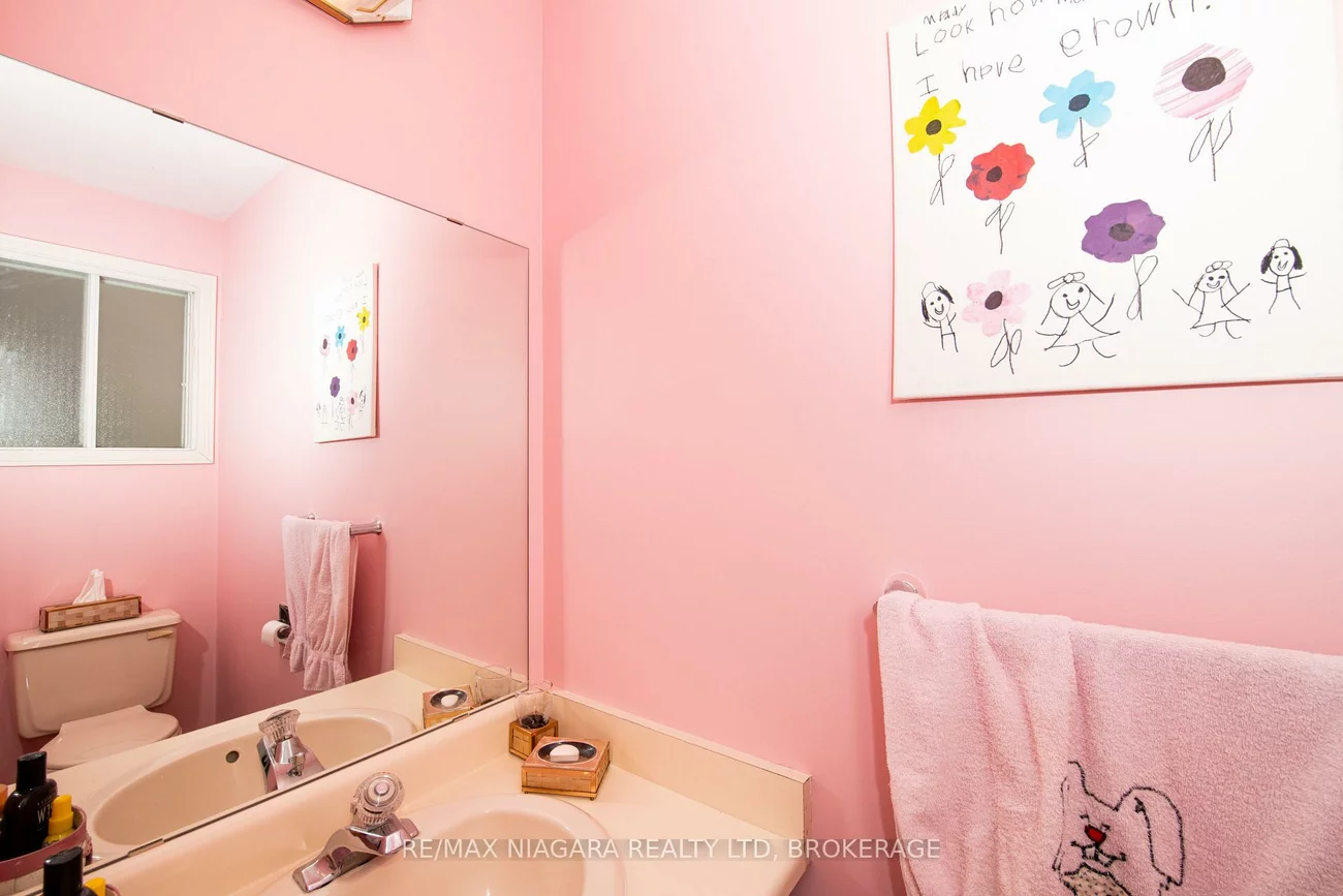 120, Janesville, Uplands, Vaughan