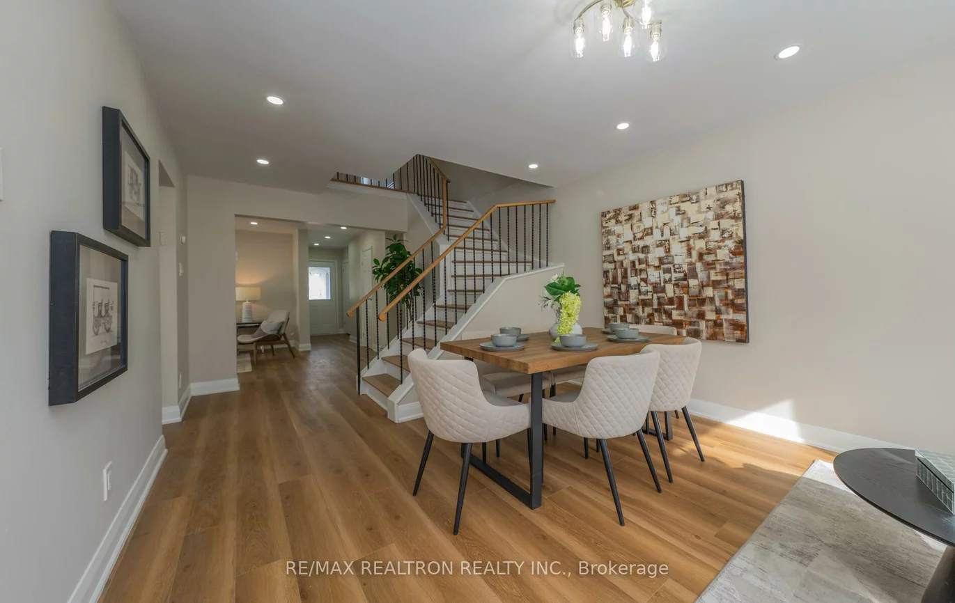 110, Lisa, Crestwood-Springfarm-Yorkhill, Vaughan