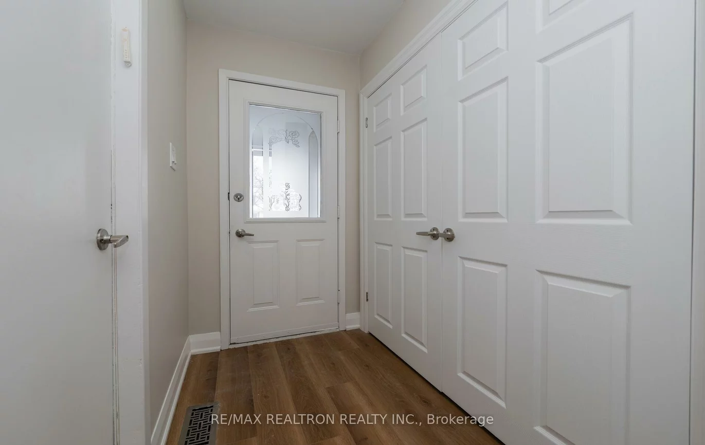 110, Lisa, Crestwood-Springfarm-Yorkhill, Vaughan