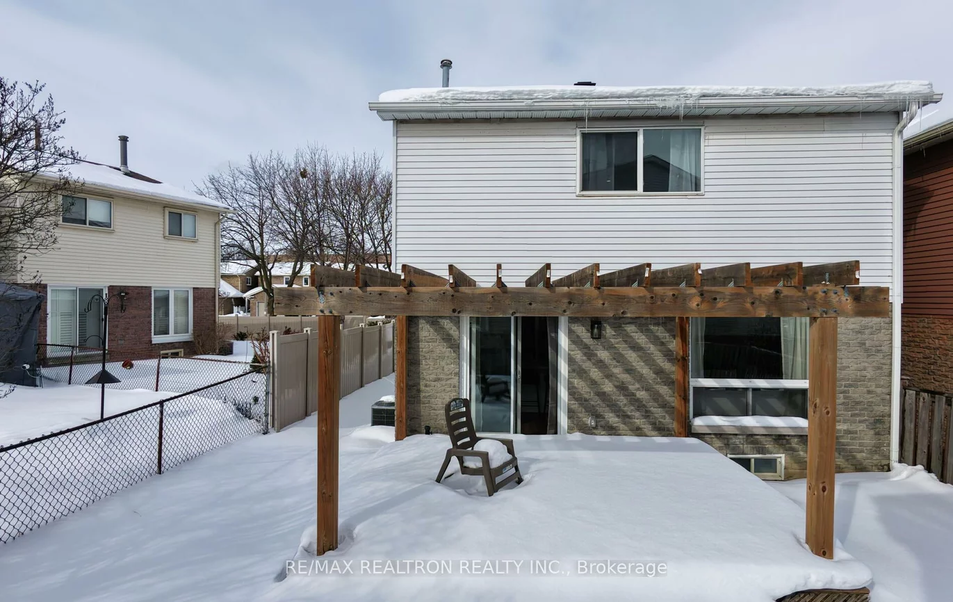 110, Lisa, Crestwood-Springfarm-Yorkhill, Vaughan