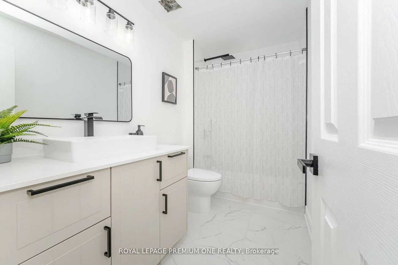 224, Hollywood Hill, Vellore Village, Vaughan