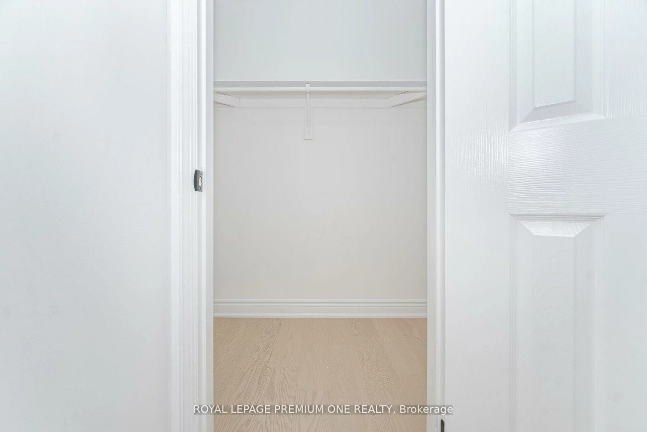 224, Hollywood Hill, Vellore Village, Vaughan