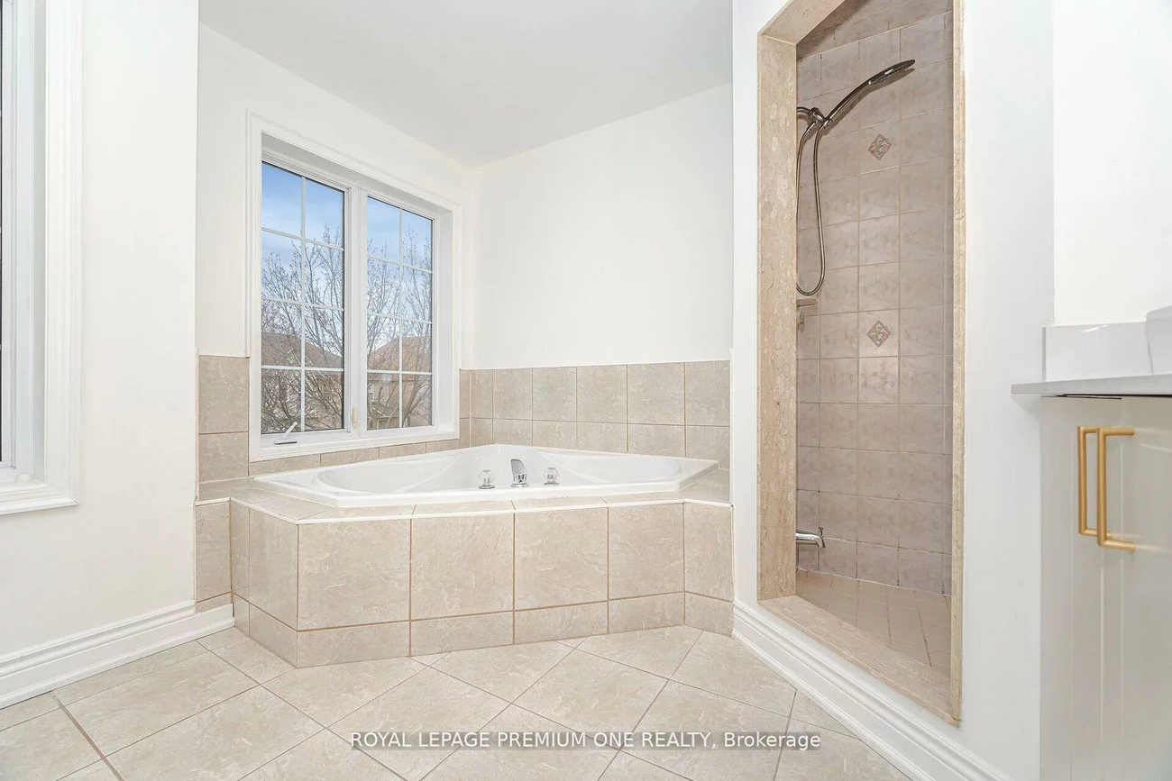 224, Hollywood Hill, Vellore Village, Vaughan