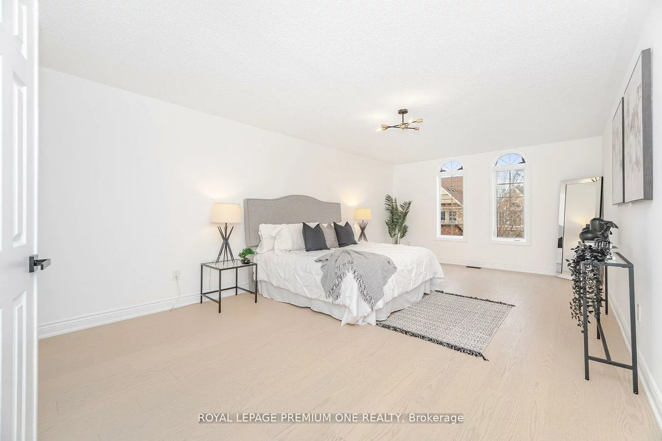 224, Hollywood Hill, Vellore Village, Vaughan