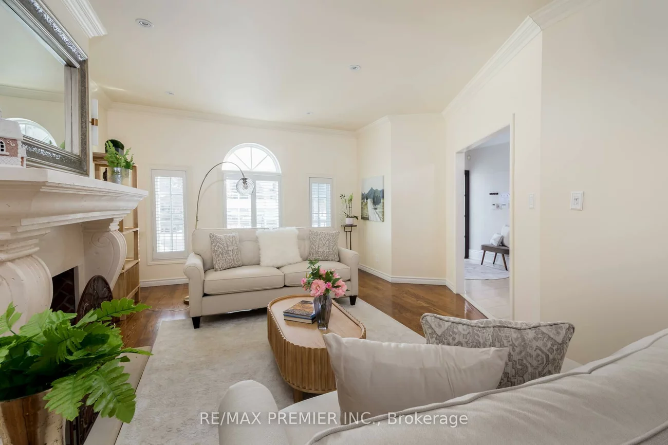 128, Clarence, West Woodbridge, Vaughan