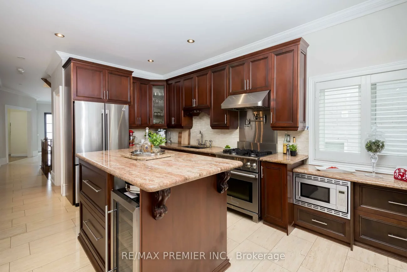 128, Clarence, West Woodbridge, Vaughan