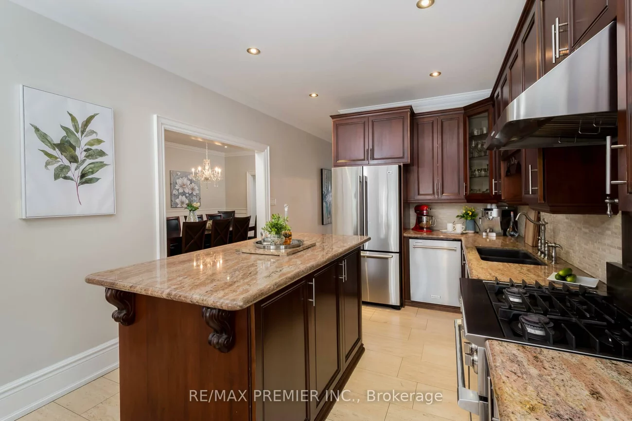 128, Clarence, West Woodbridge, Vaughan