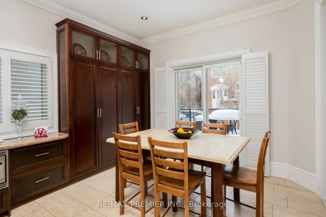 128, Clarence, West Woodbridge, Vaughan