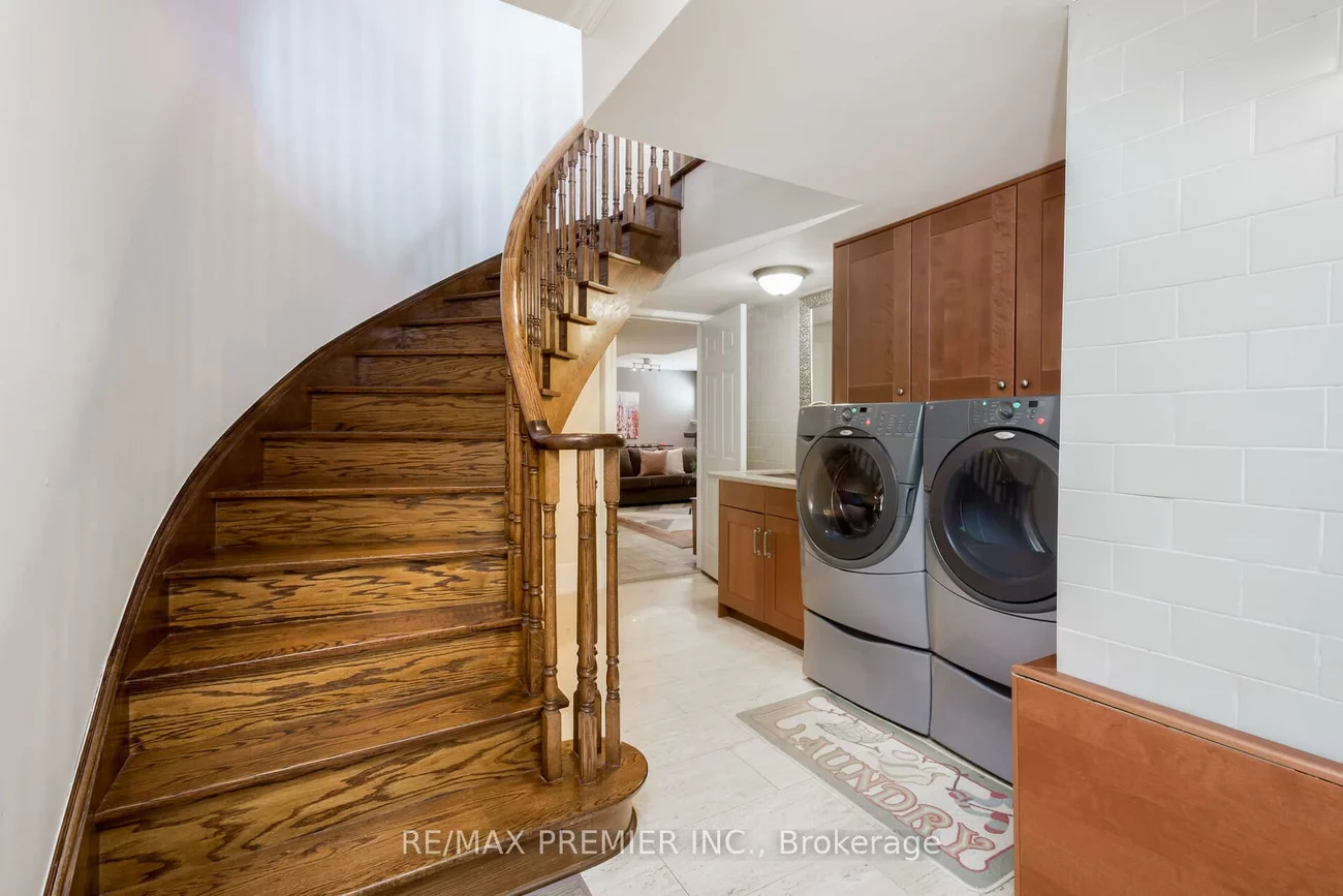 128, Clarence, West Woodbridge, Vaughan