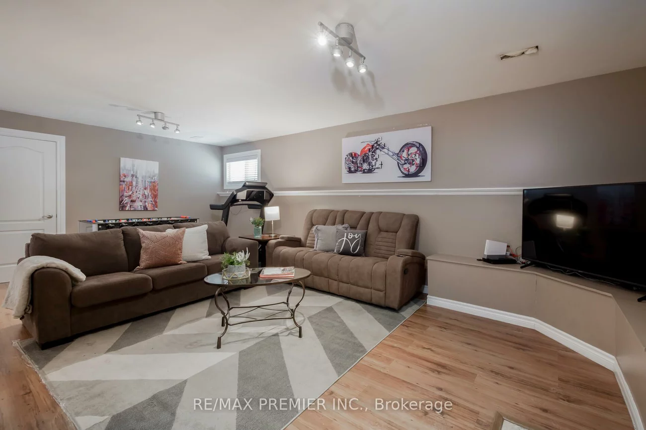 128, Clarence, West Woodbridge, Vaughan