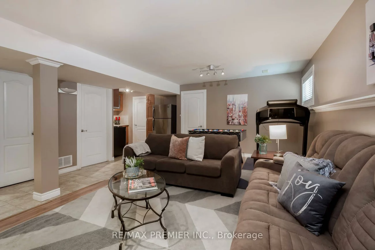 128, Clarence, West Woodbridge, Vaughan