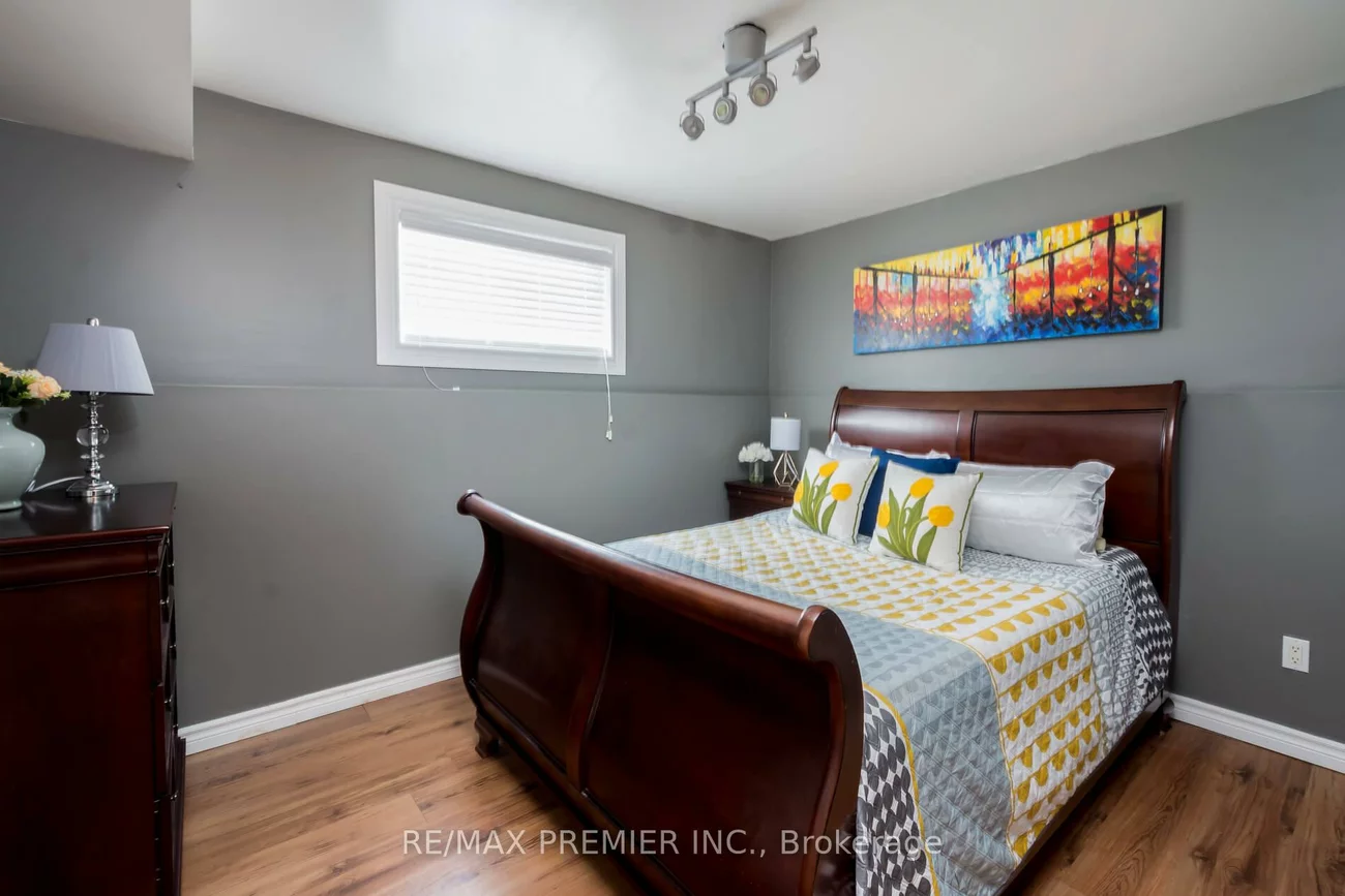 128, Clarence, West Woodbridge, Vaughan