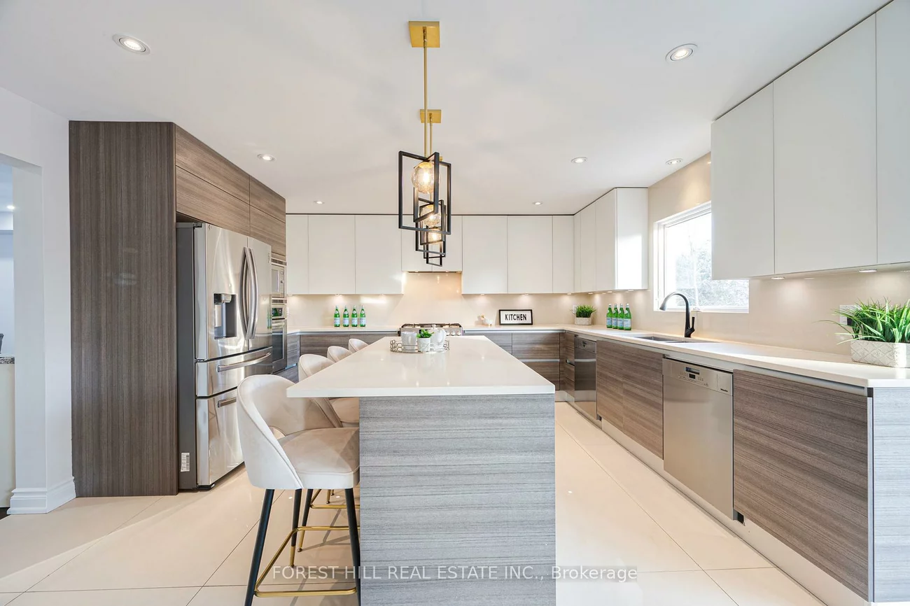 211, Franklin, Crestwood-Springfarm-Yorkhill, Vaughan