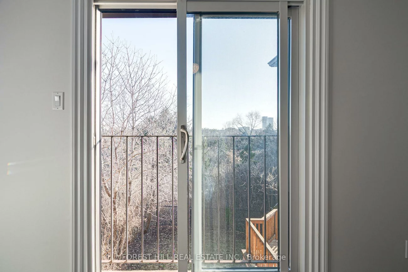 211, Franklin, Crestwood-Springfarm-Yorkhill, Vaughan