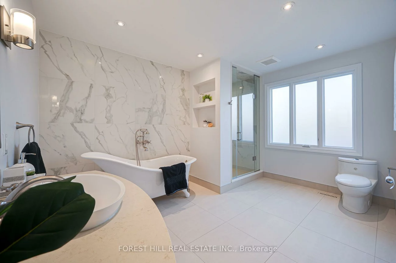 211, Franklin, Crestwood-Springfarm-Yorkhill, Vaughan