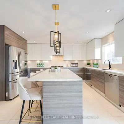 211, Franklin, Crestwood-Springfarm-Yorkhill, Vaughan