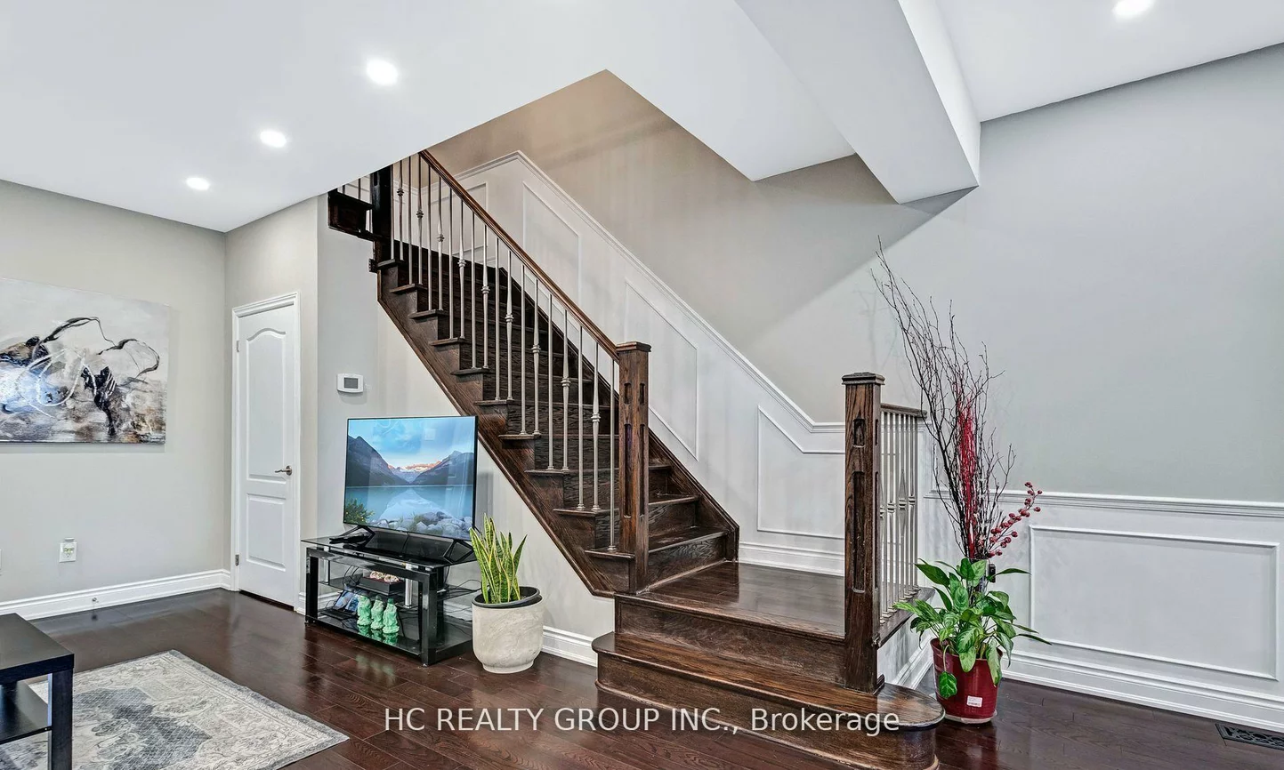 90, Boticelli, Vellore Village, Vaughan