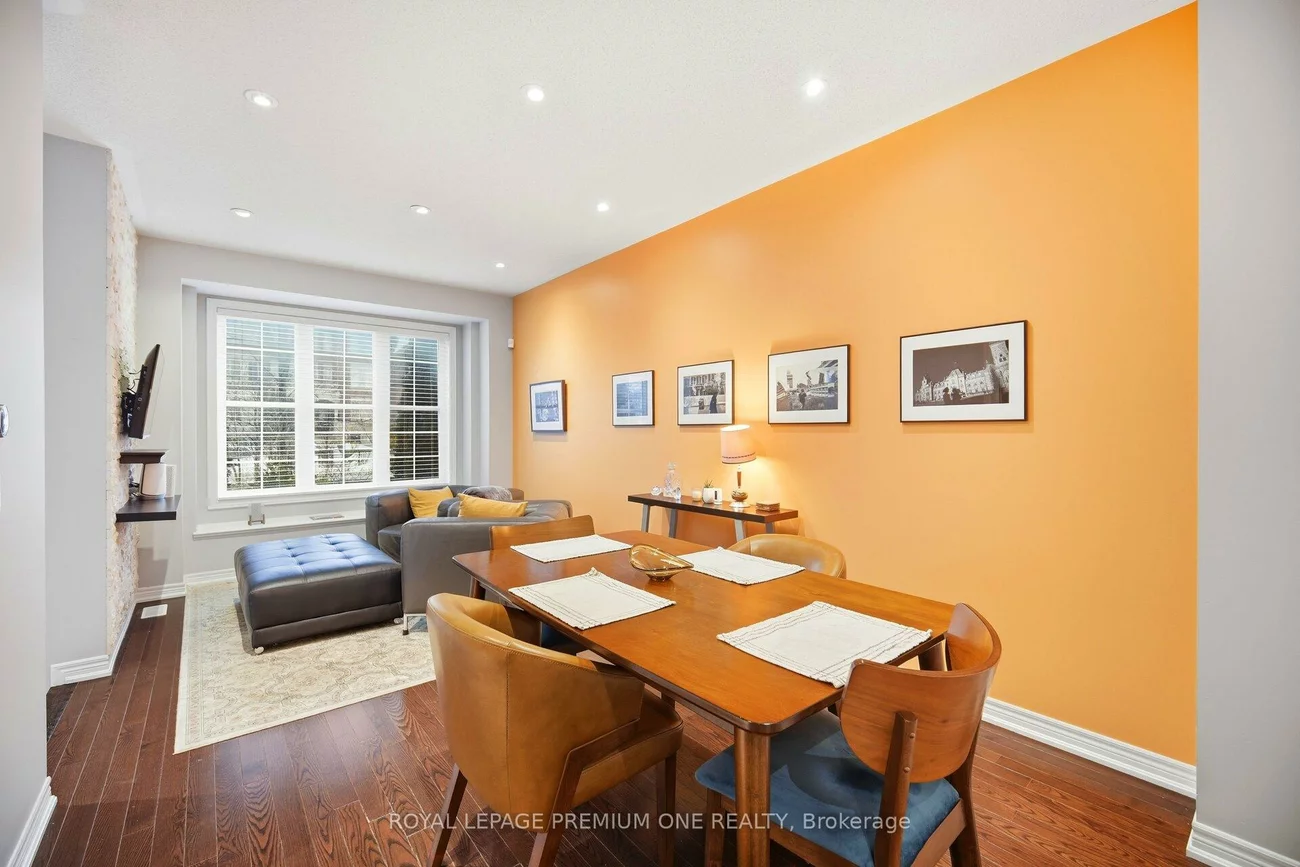 8, Poetry, Vellore Village, Vaughan